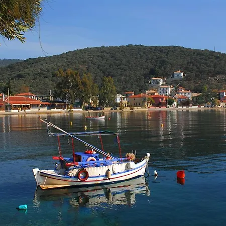 Apartament Menelaos Lefokastro