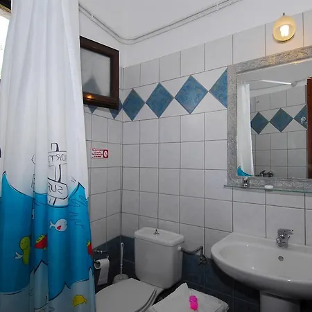 Apartment Menelaos *